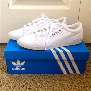Adidas Sleek Lo Sneakers